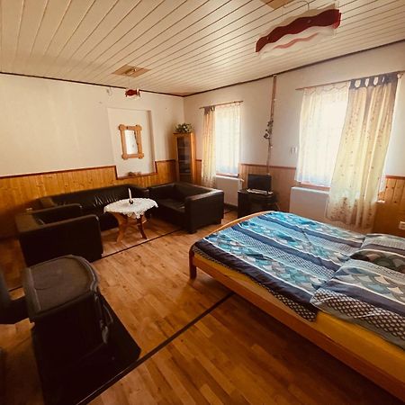 Pension Peklo Trutnov Exterior photo
